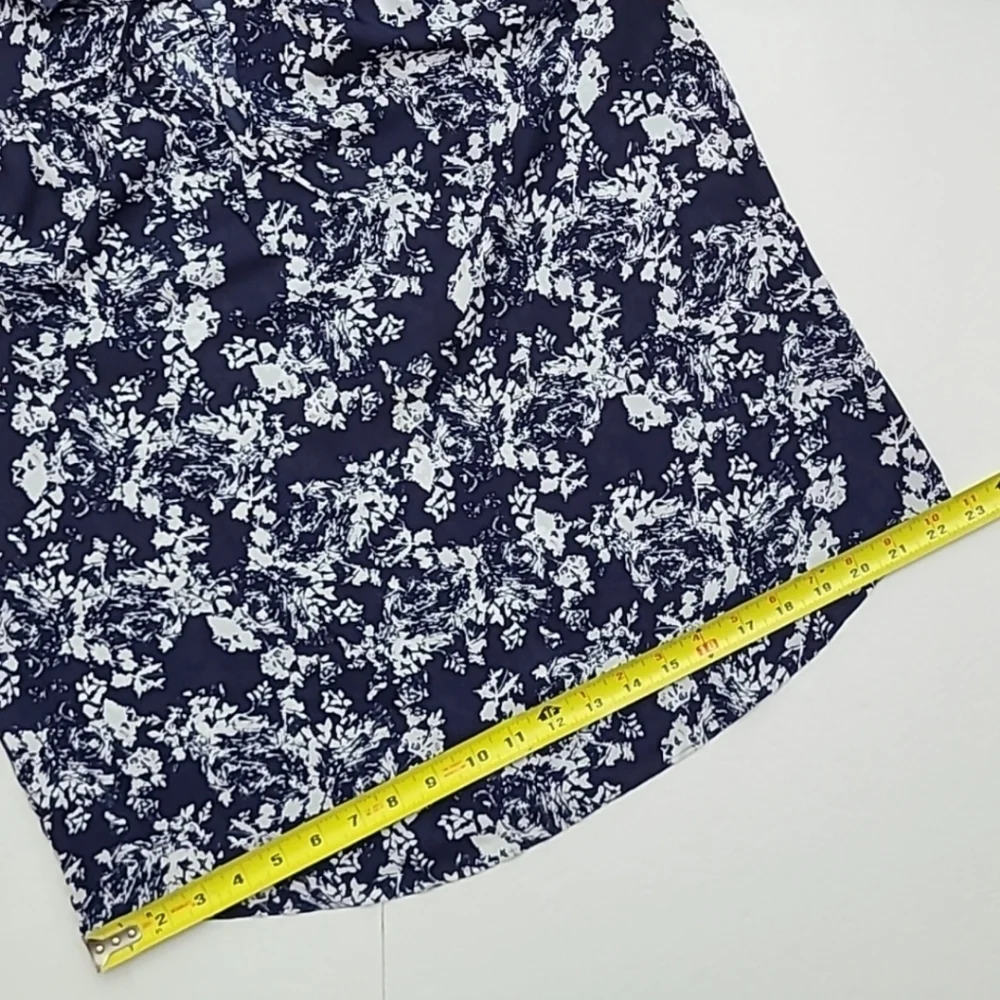 Violet + Claire Women's Blouse White Navy Floral Long Sleeve Semi Sheer Size S - Picture 14 of 15
